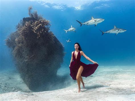 Guinness World Record for deepest underwater photo shoot